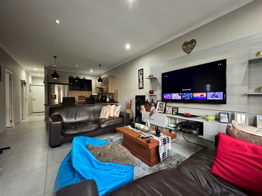 3 Bedroom Property for Sale in Table View Western Cape